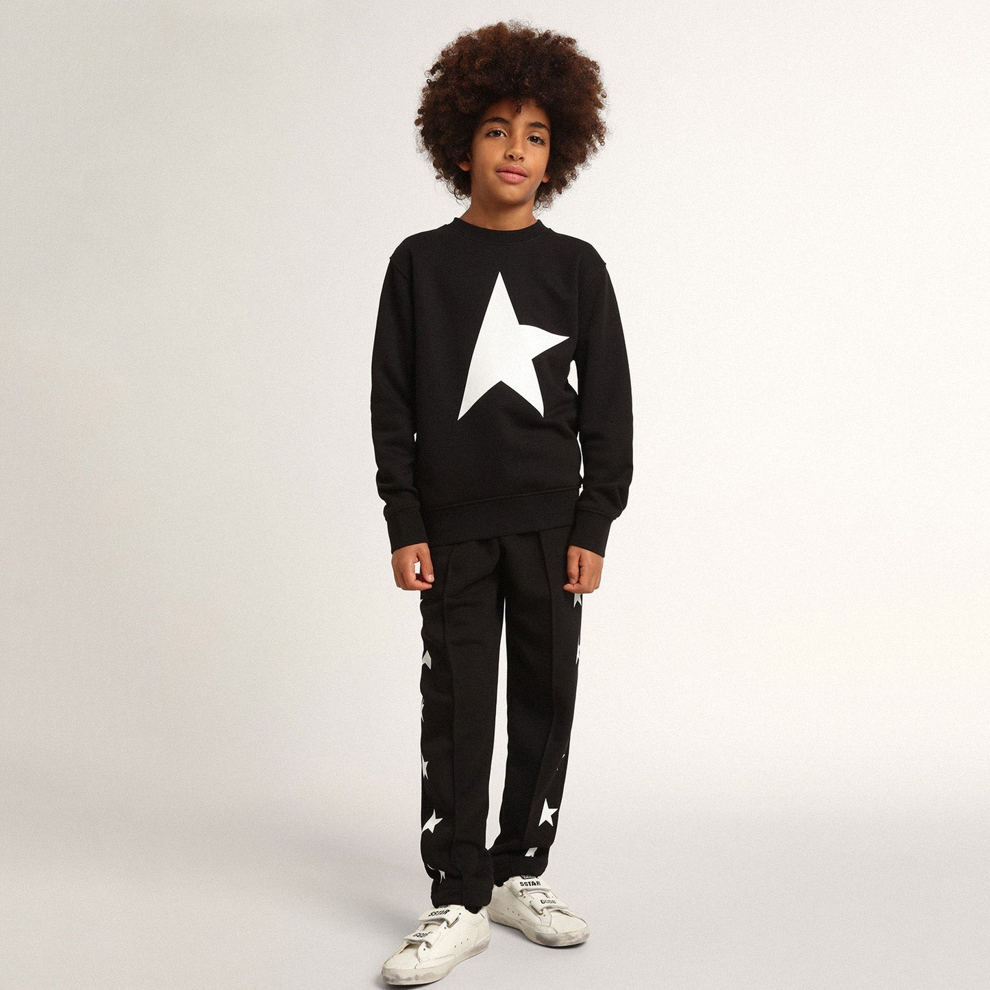 儿童黑色棉卫衣