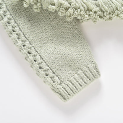 女童浅绿色羊毛针织斗篷