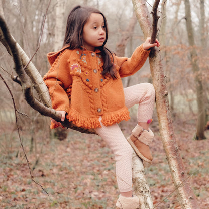 女童焦糖色羊毛针织斗篷