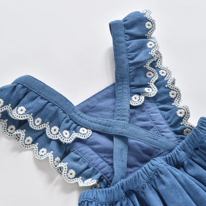 女童蓝色刺绣短裙