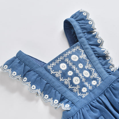 女童蓝色刺绣短裙