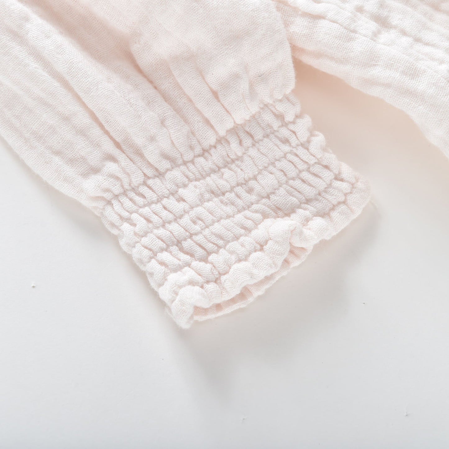 女童白色刺绣棉衬衫