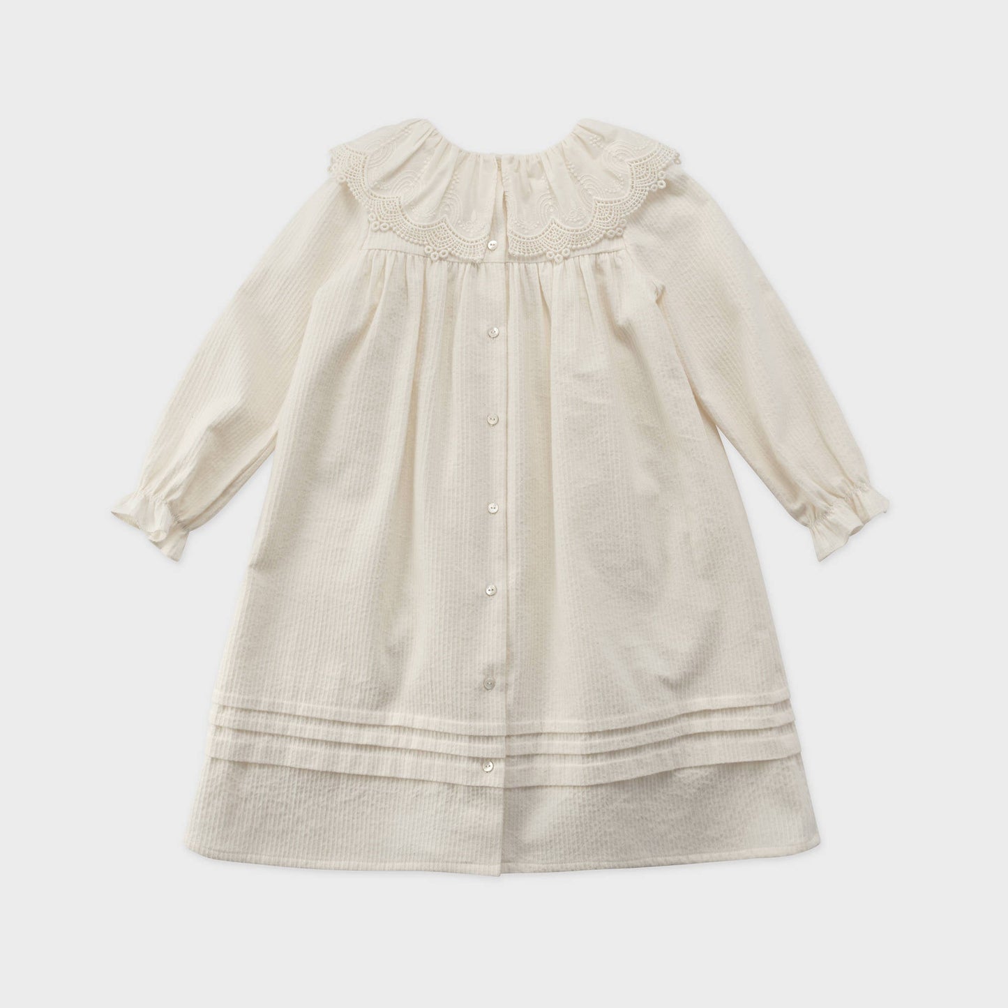 女童白色蕾丝领棉连衣裙