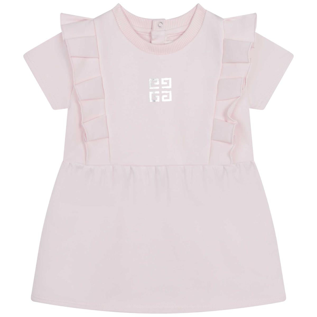 女婴浅粉色连衣裙