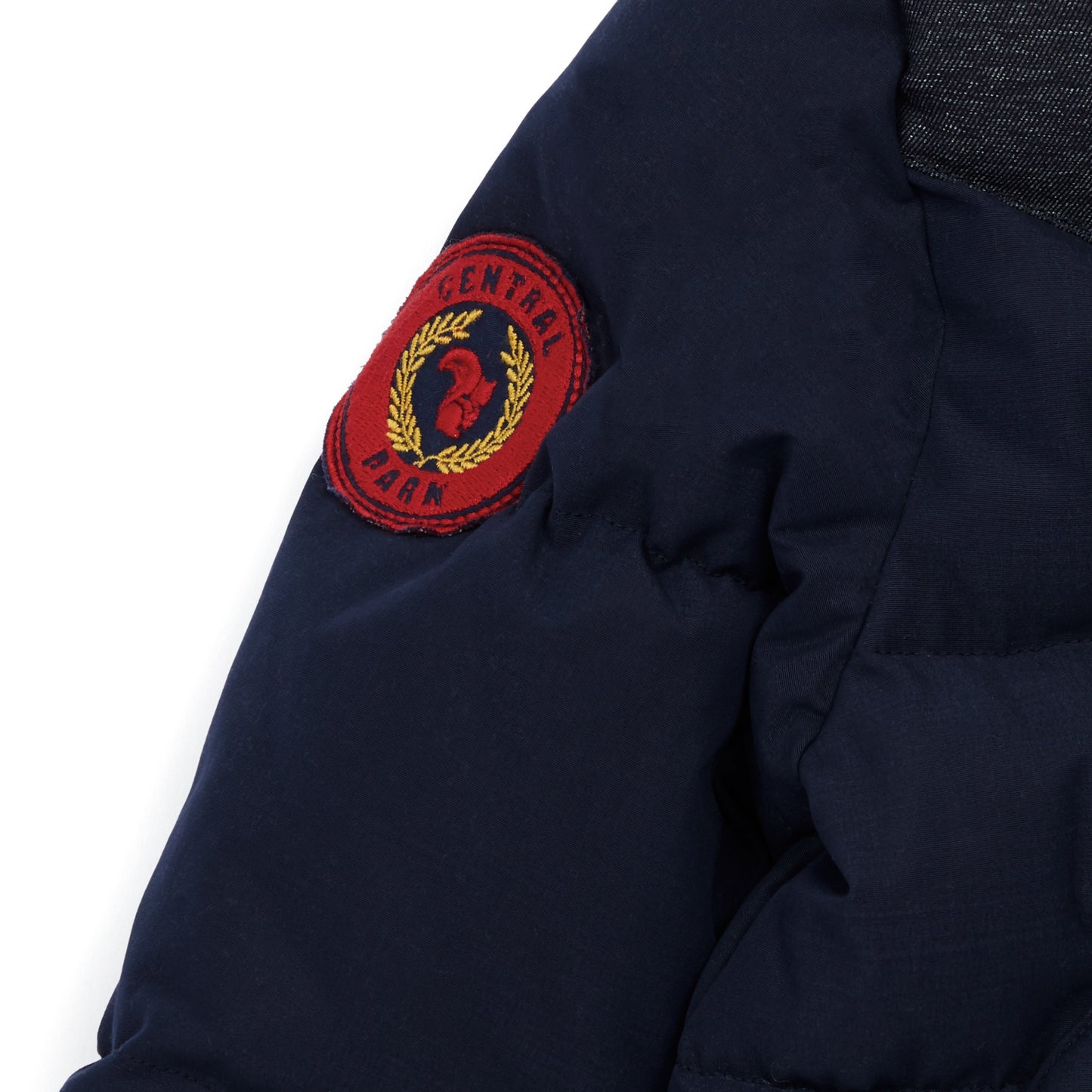 男童蓝色连帽外套