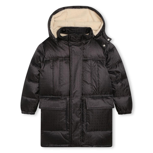 女童黑色羽绒服