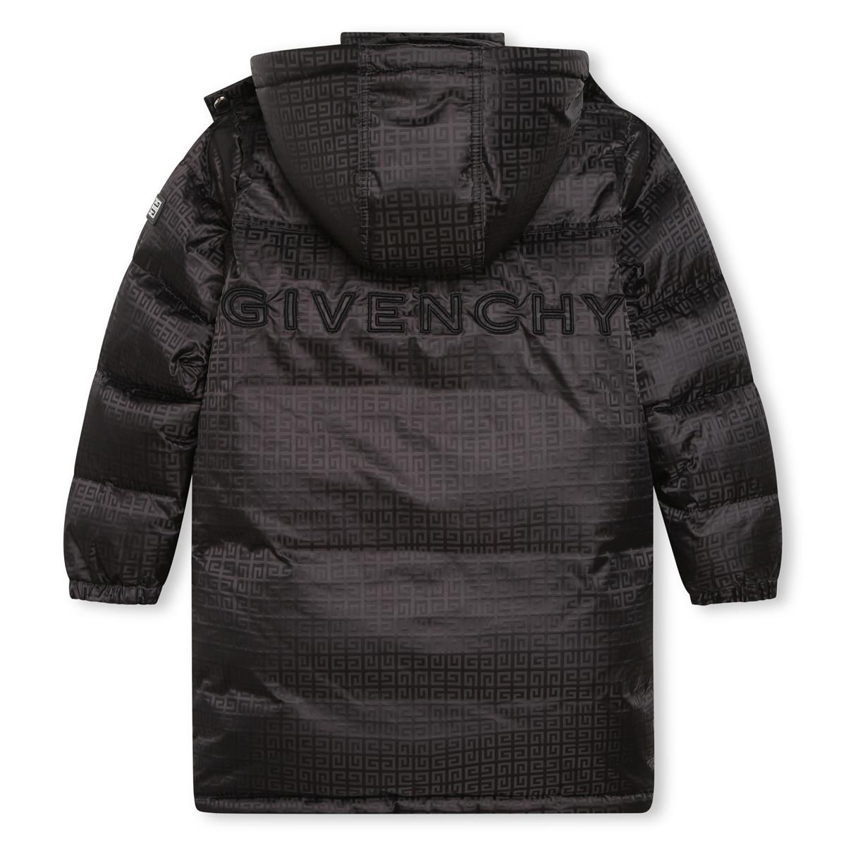 女童黑色羽绒服