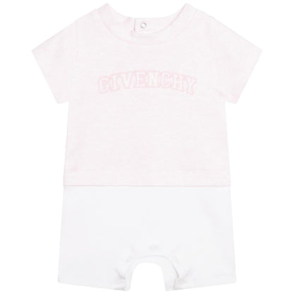 婴儿粉色连体衣