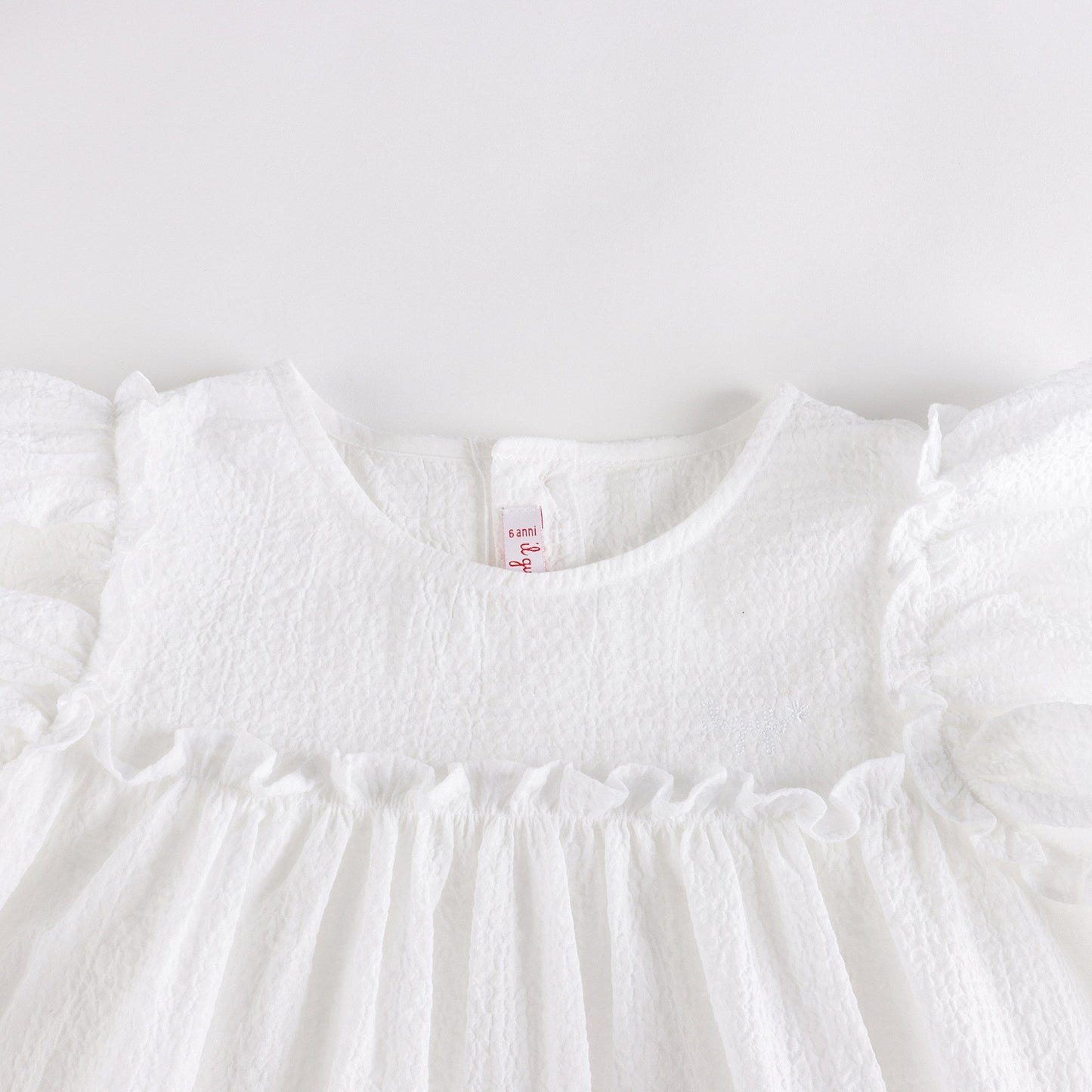 女童白色棉连衣裙