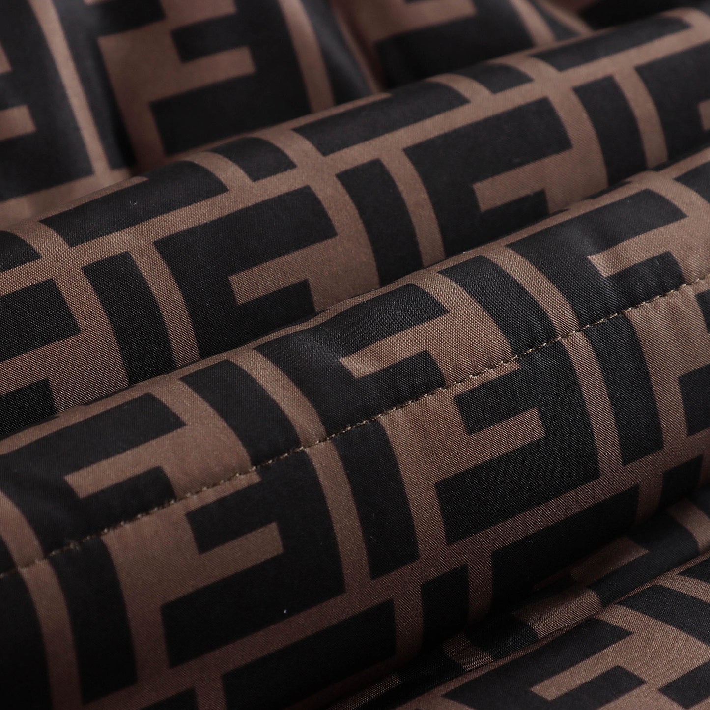 儿童红色双面羽绒马甲