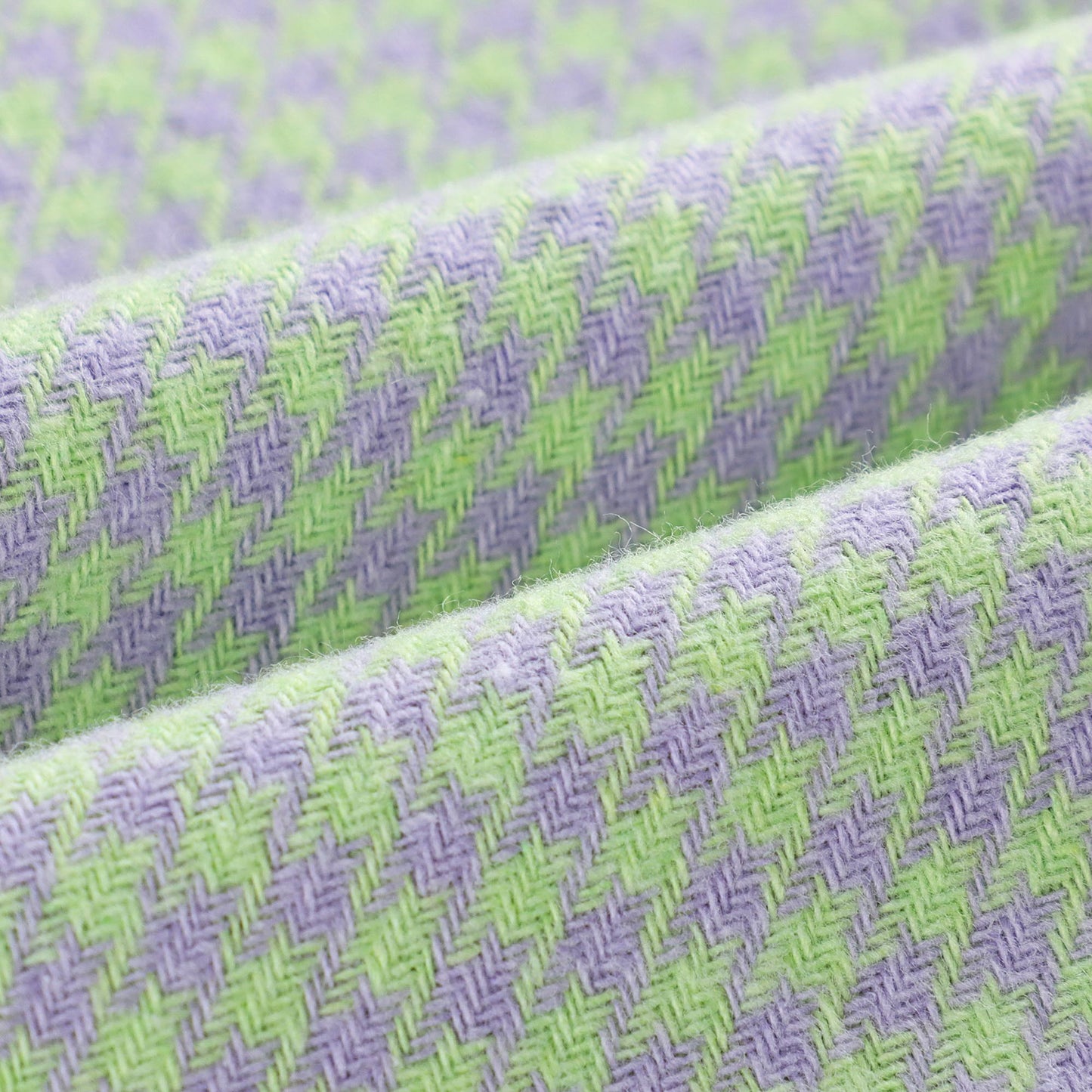 女童绿色格子短裤