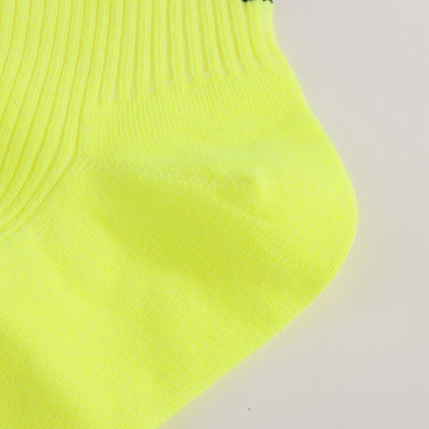 儿童荧光黄色袜