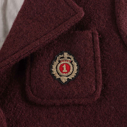 女童深红色羊毛夹克