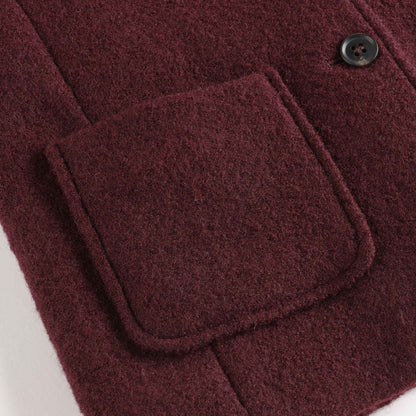 女童深红色羊毛夹克