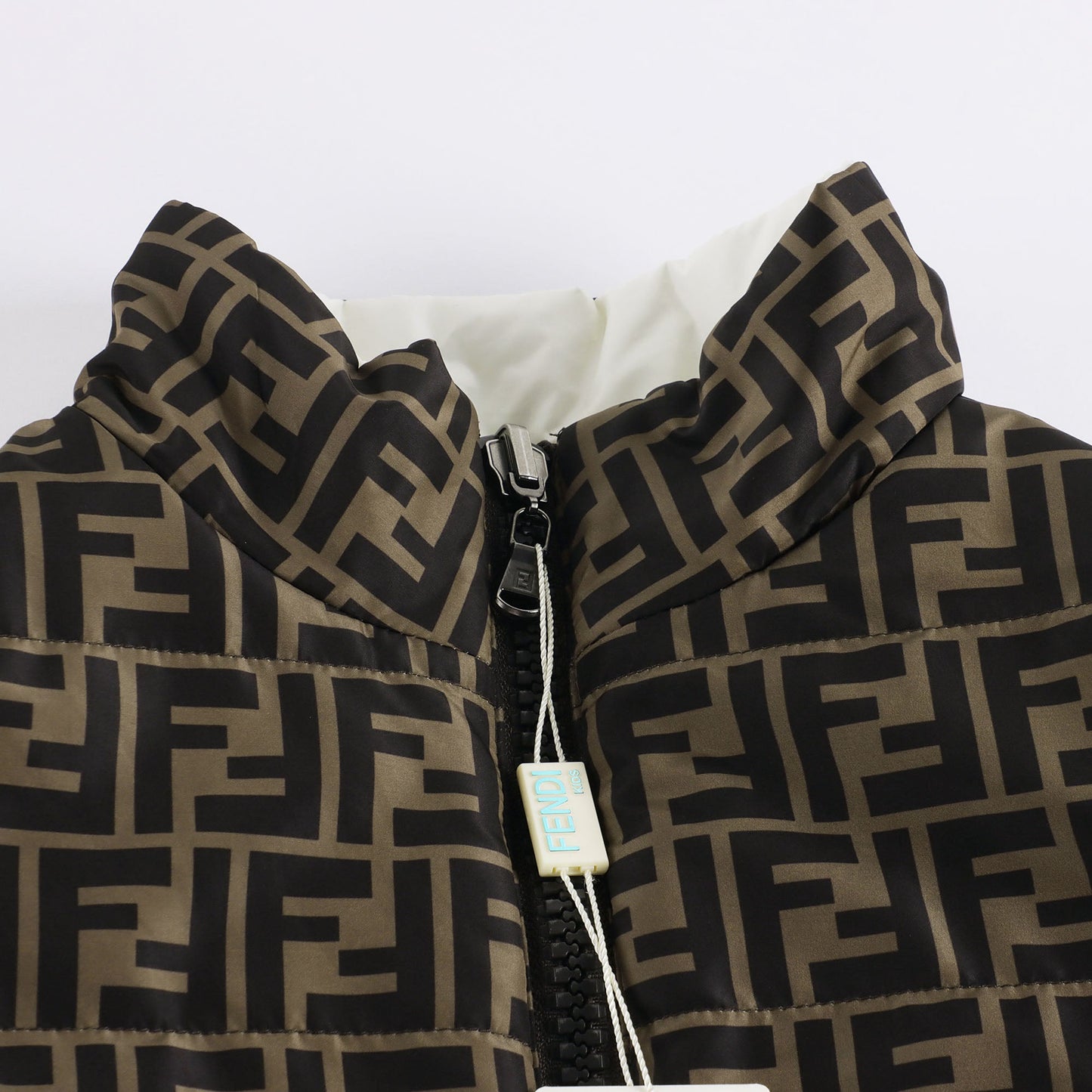 儿童白色双面羽绒服