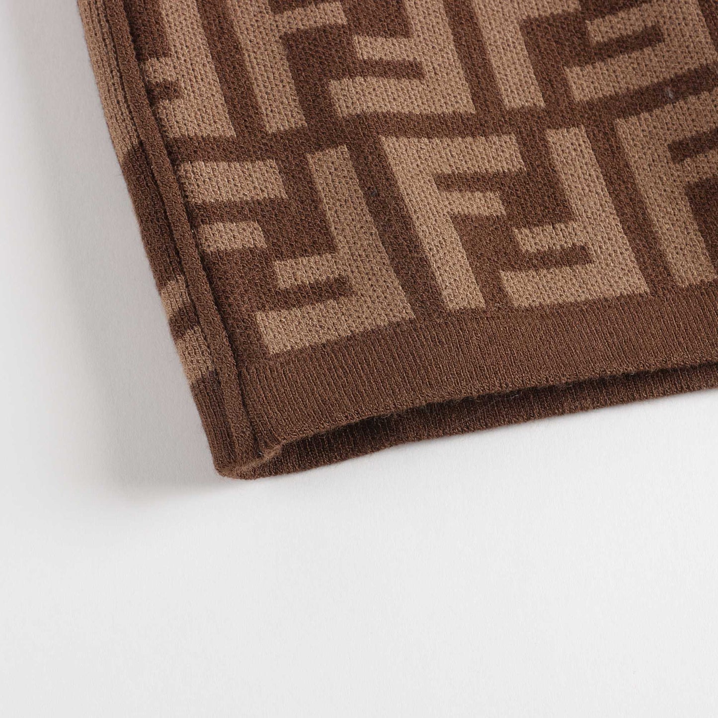 女童棕色FF针织短裙