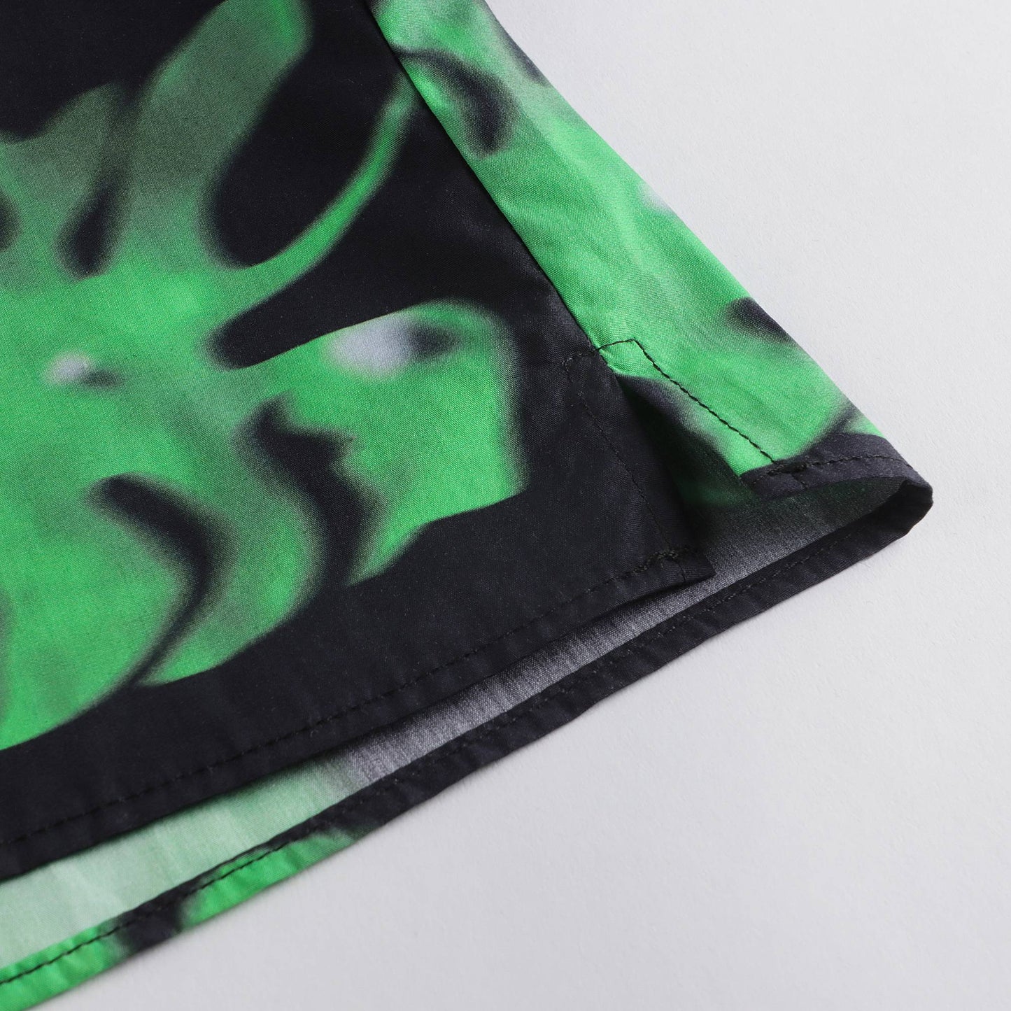 男童黑色棉衬衫