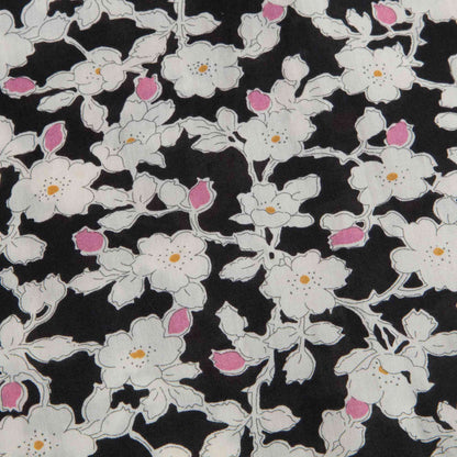 女童黑色碎花衬衫