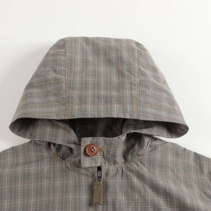 男童灰色格子外套