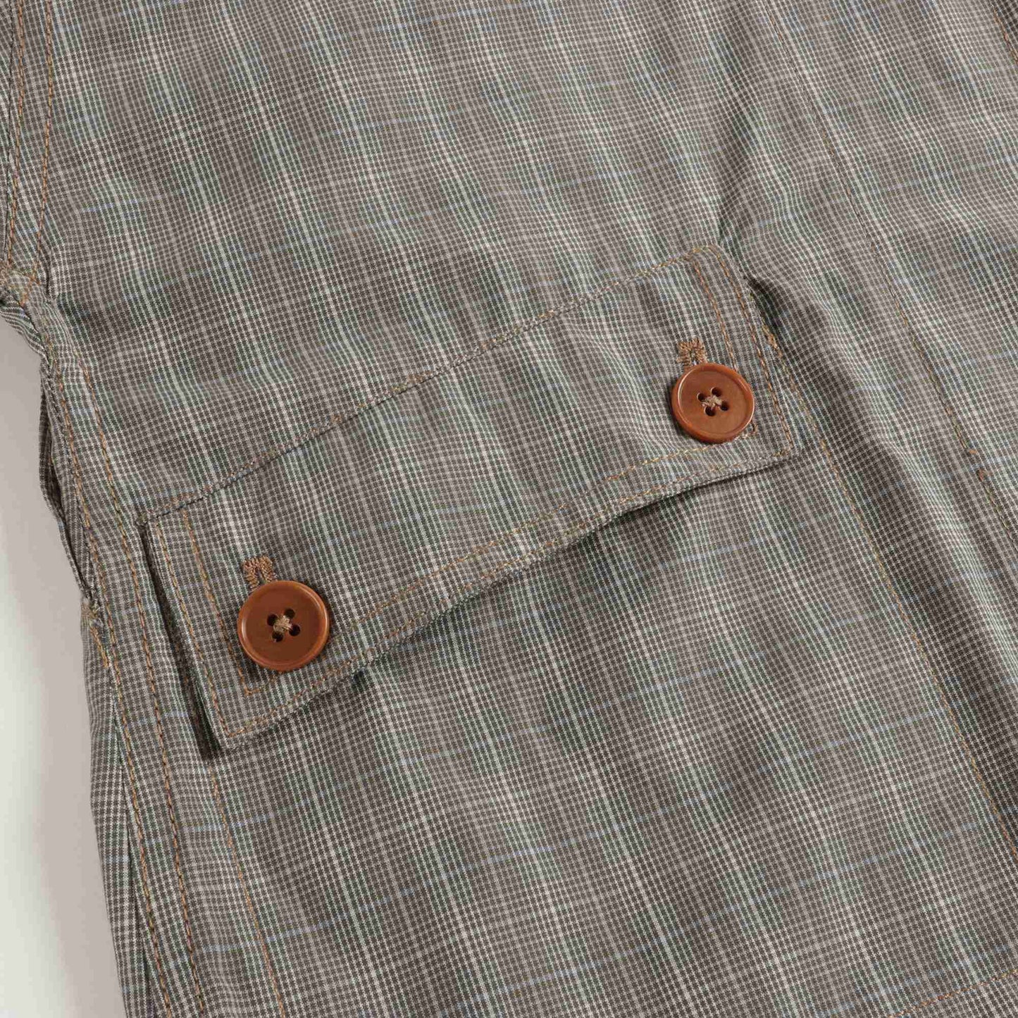 男童灰色格子外套