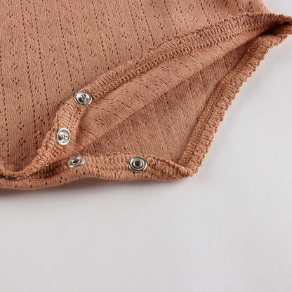 女婴棕色棉连体衣