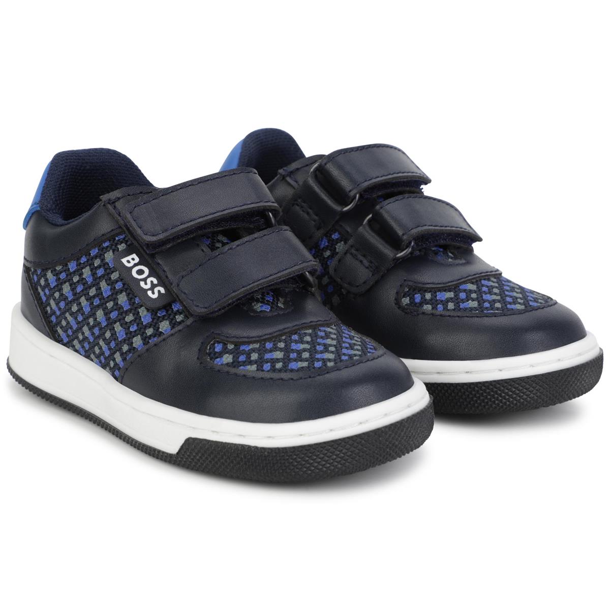 男童蓝色Logo运动鞋