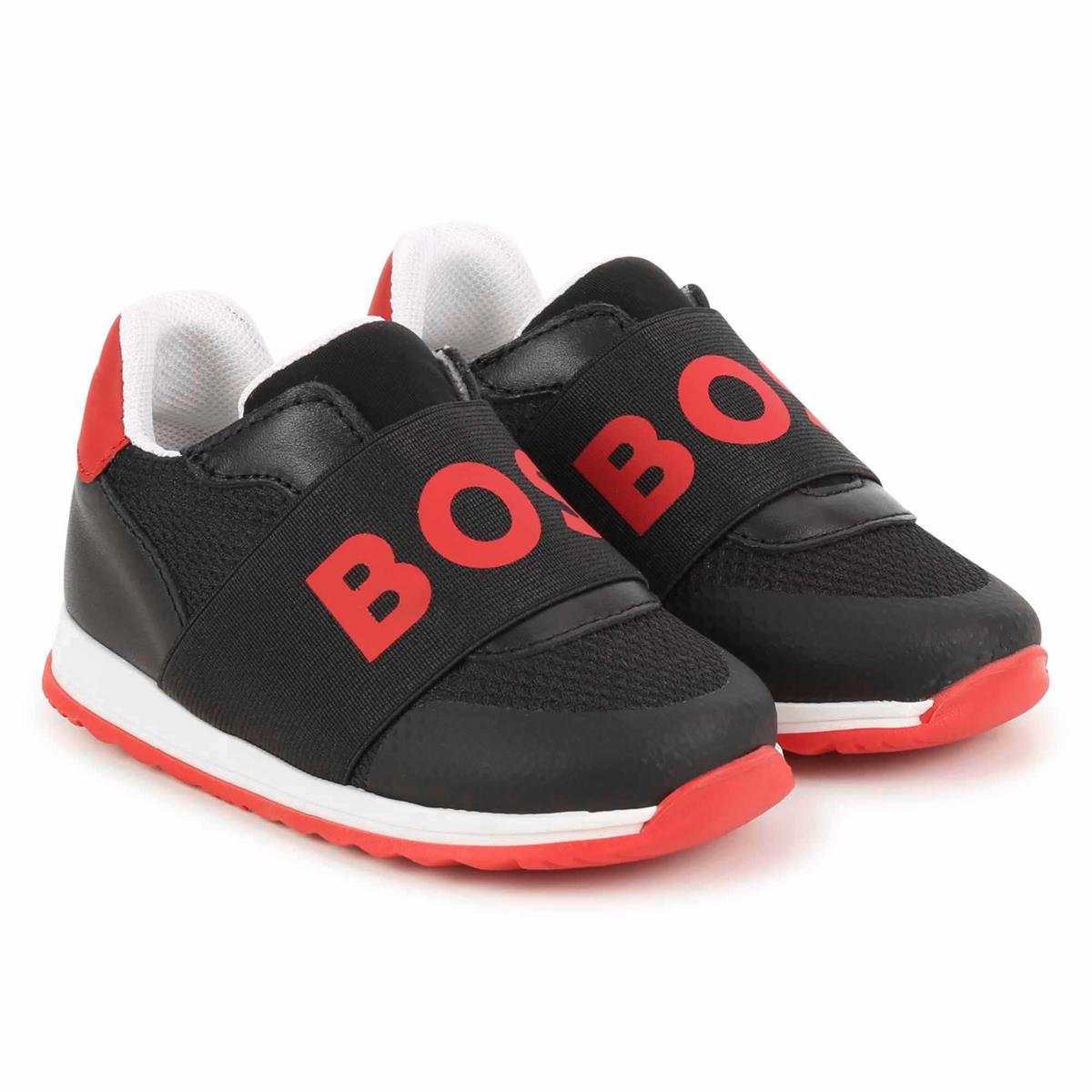 男童黑色Logo运动鞋