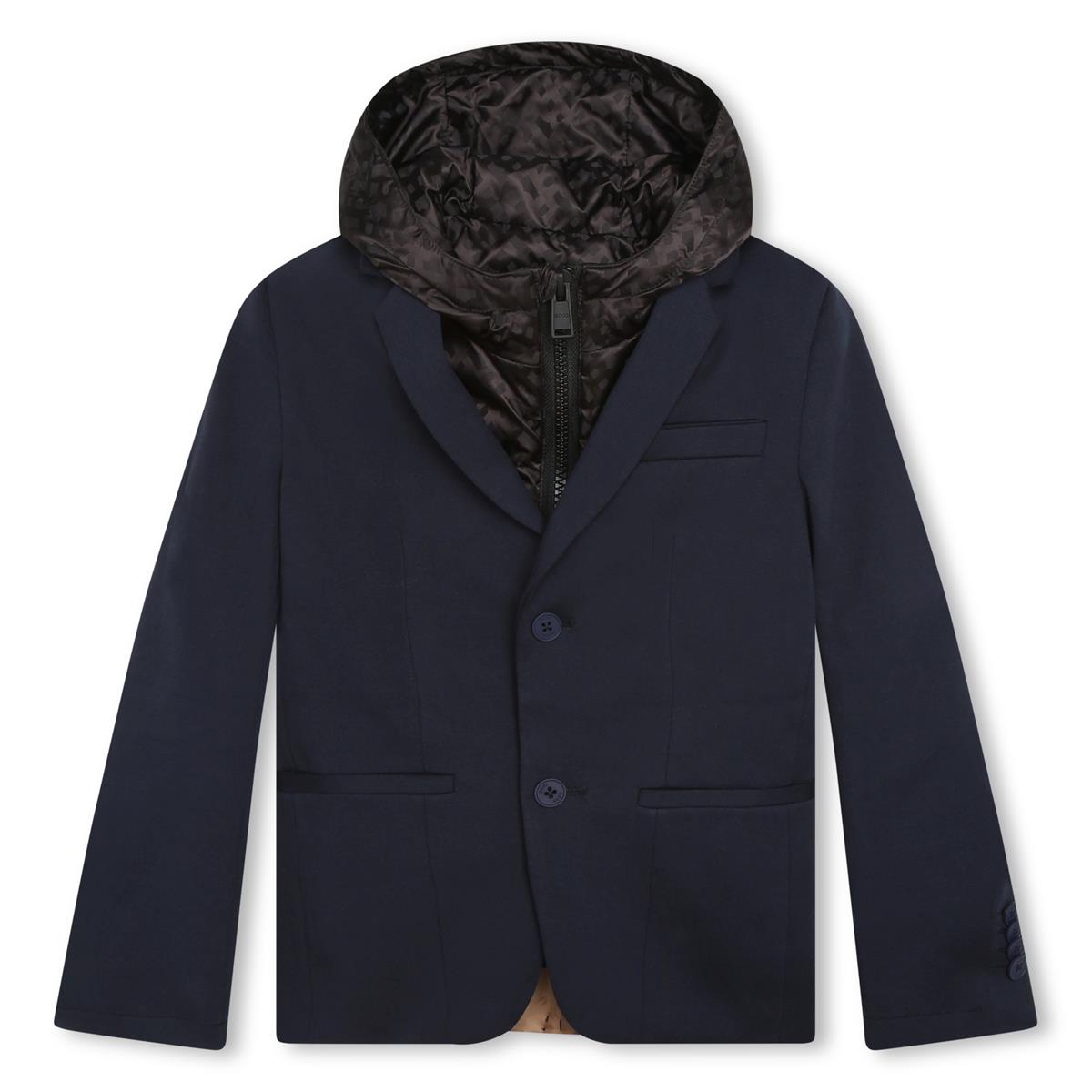 男童深蓝色西服