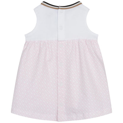 女婴粉色连衣裙