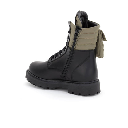 儿童黑色皮革短靴