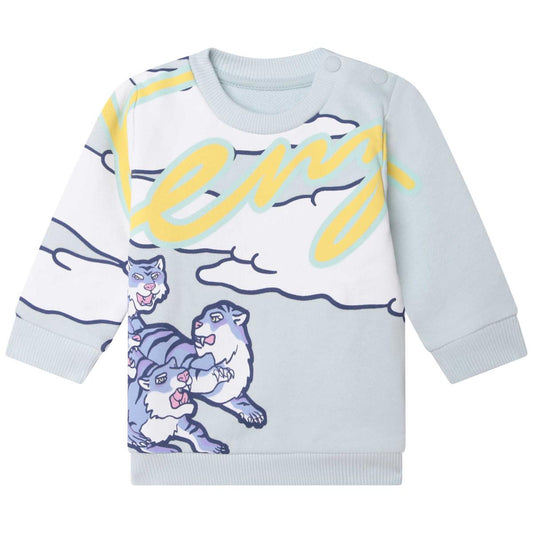 女婴浅蓝色卫衣