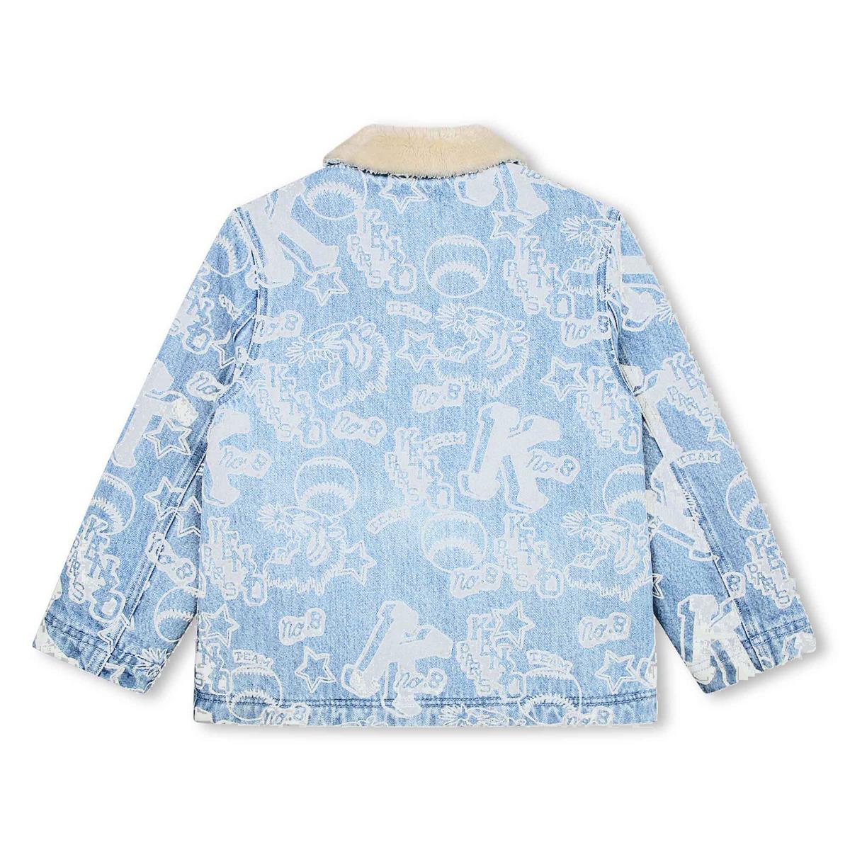 男童浅蓝色牛仔外套