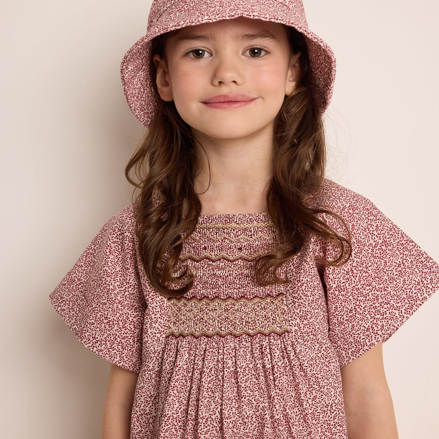 女童红色碎花渔夫帽