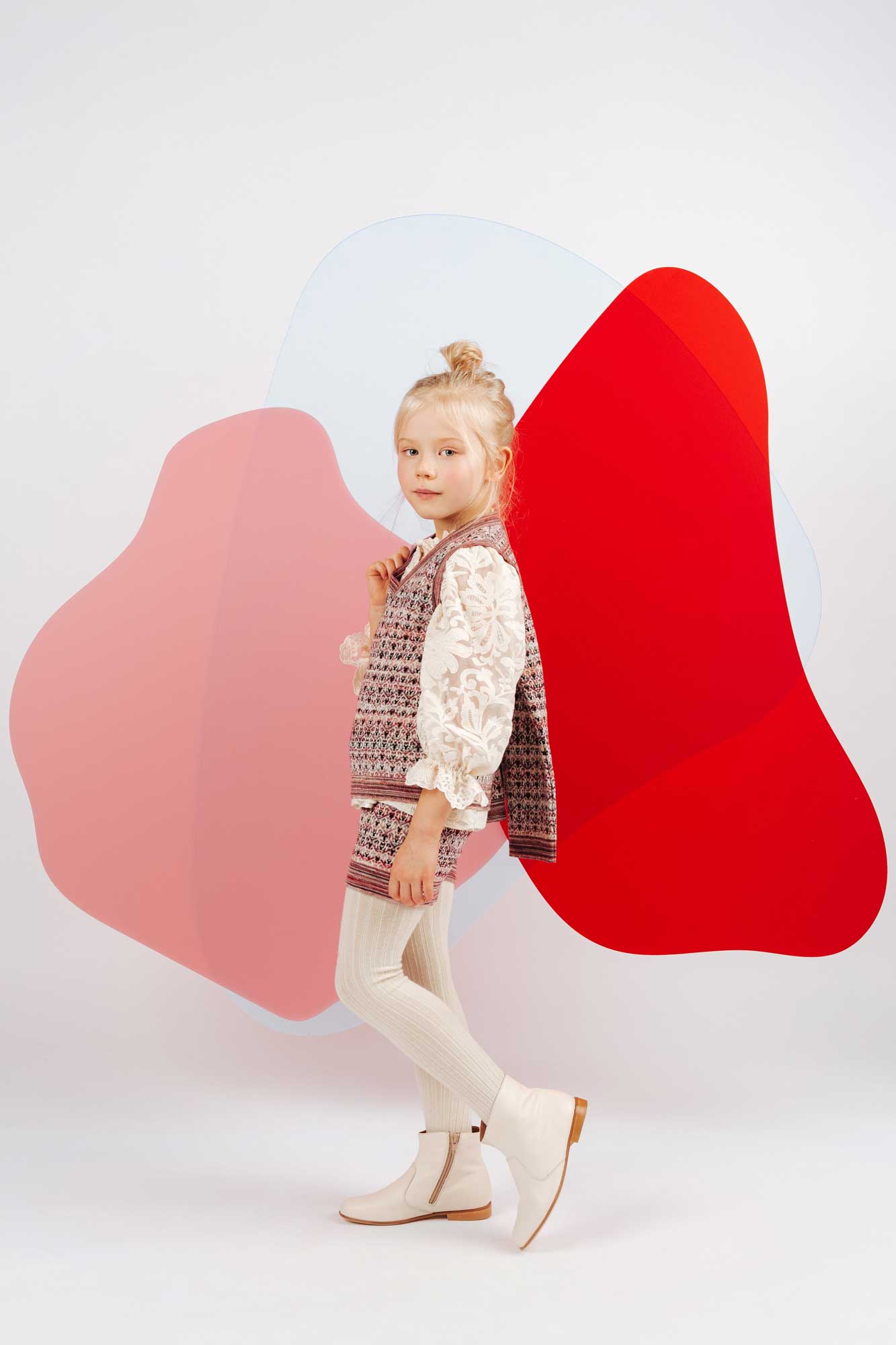 女童粉色图案羊毛背心