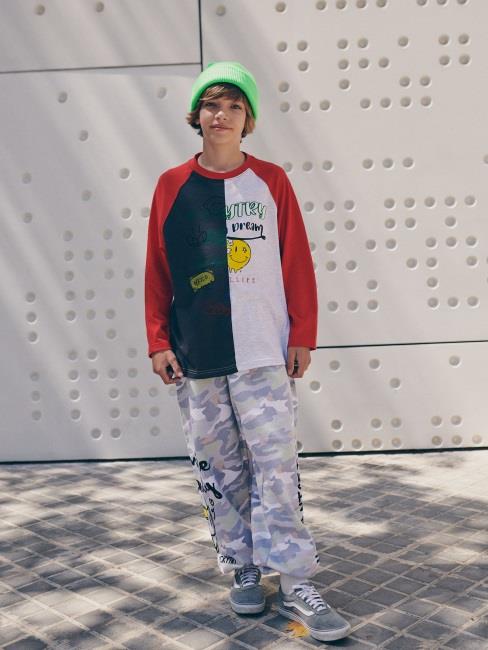 儿童红色印花棉T恤