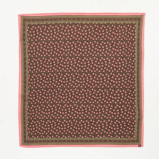 女童棕色碎花棉围巾