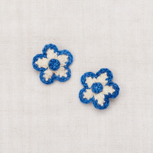 女童蓝色花朵发夹