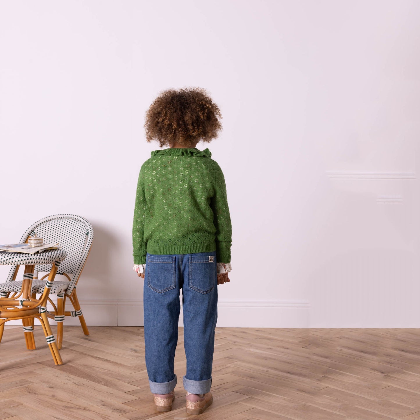 女童绿色镂空开衫