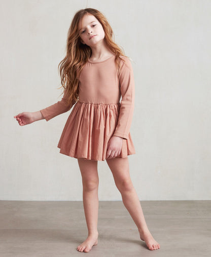 女童焦糖色棉连衣裙