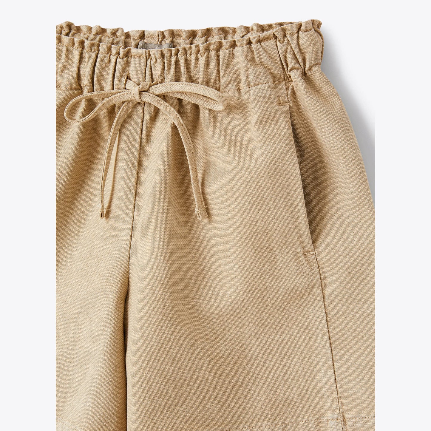 女童米色棉短裤