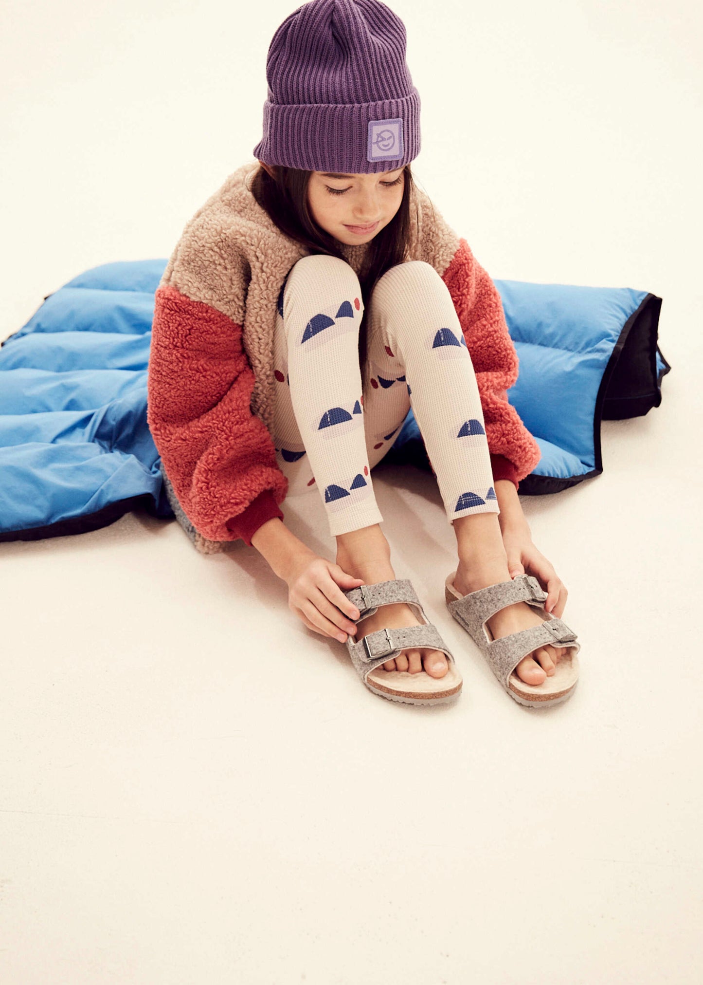 儿童紫色Logo帽子