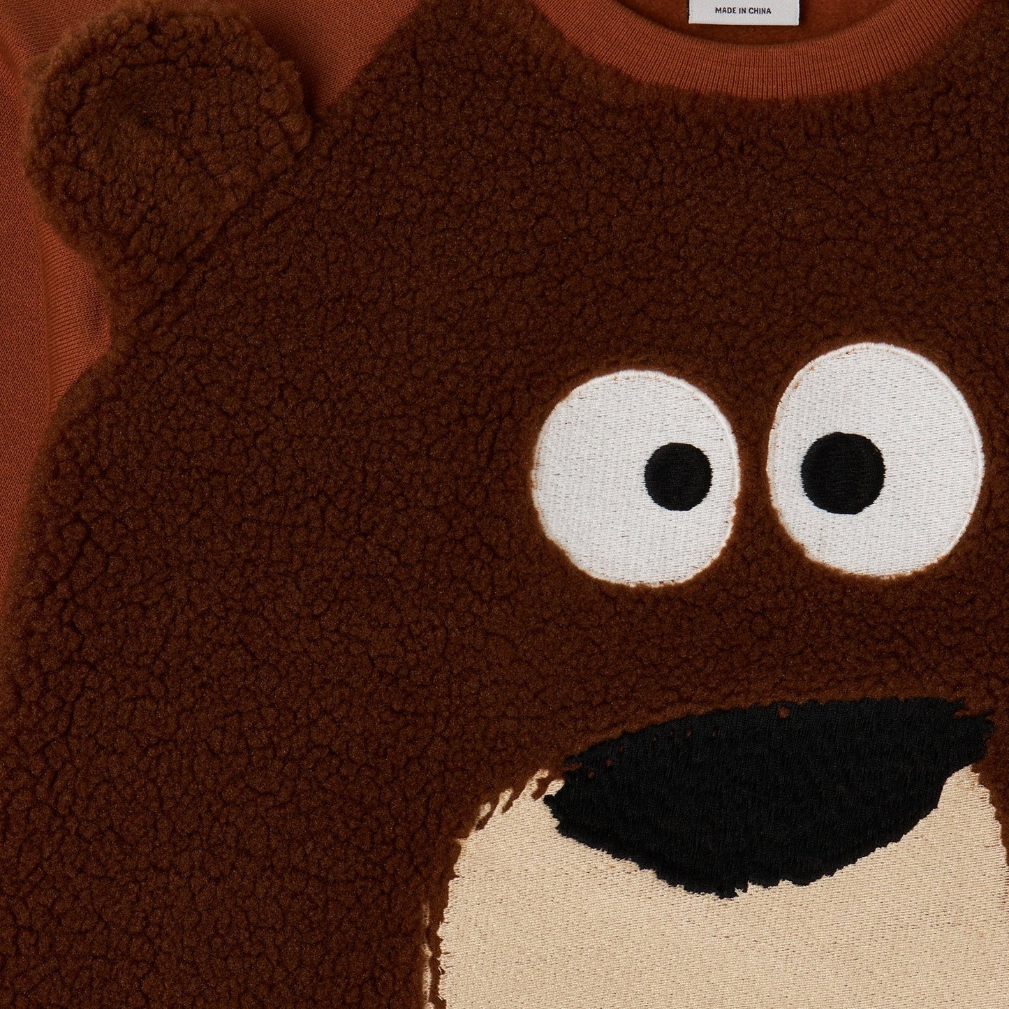 男童棕色小熊棉卫衣