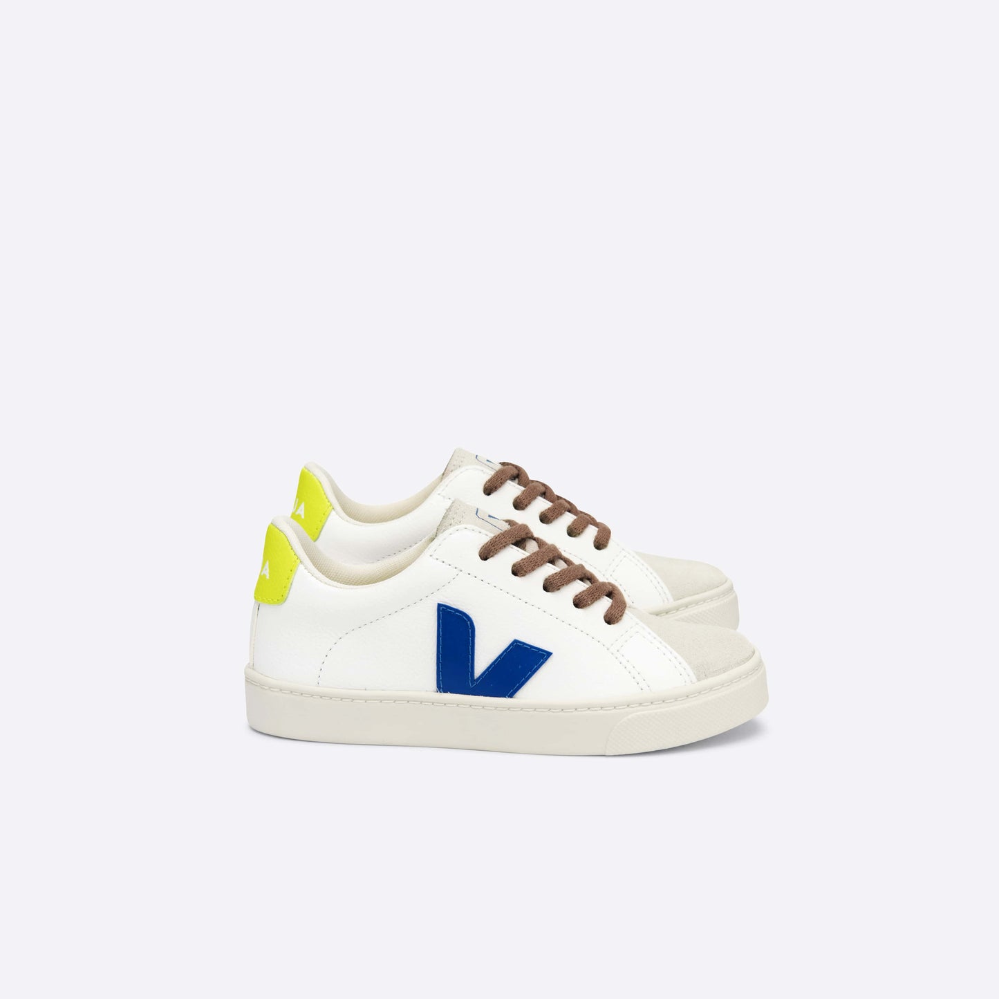 儿童白色"V"板鞋