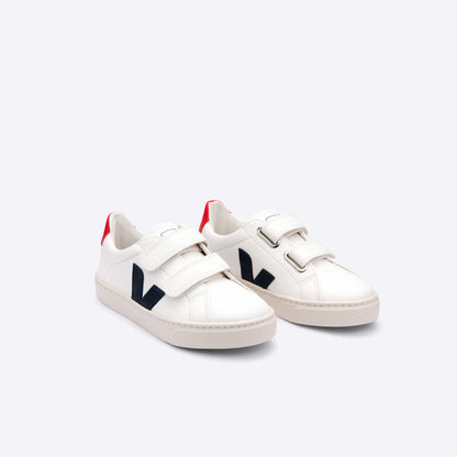 儿童白色"V"魔术贴板鞋