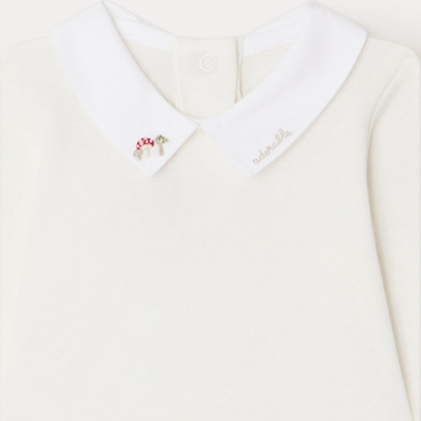 女婴白色棉连体衣