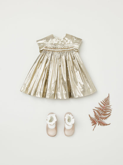 女婴香槟色连衣裙