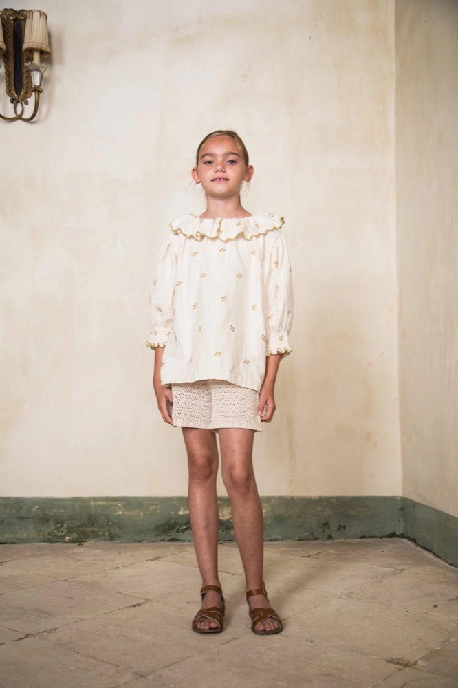 女童白色棉短裤