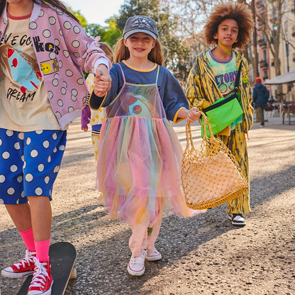 女童彩色连衣裙