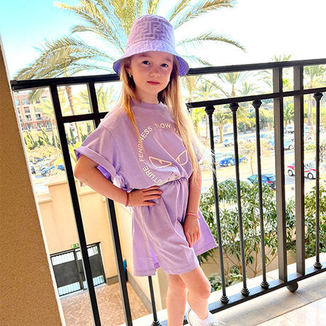 女童紫色T恤连衣裙