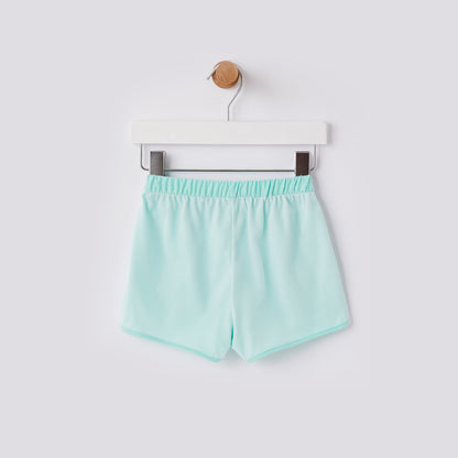 女童湖绿色短裤